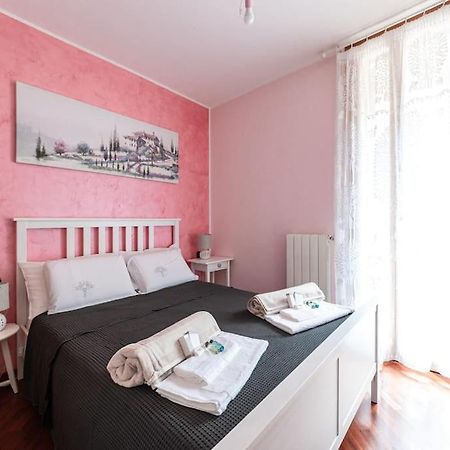 Appartamento Caterina A 5 Minuti Da Milano Fiere E San Siro Con Wifi-Netflix-Free Parking Exterior foto
