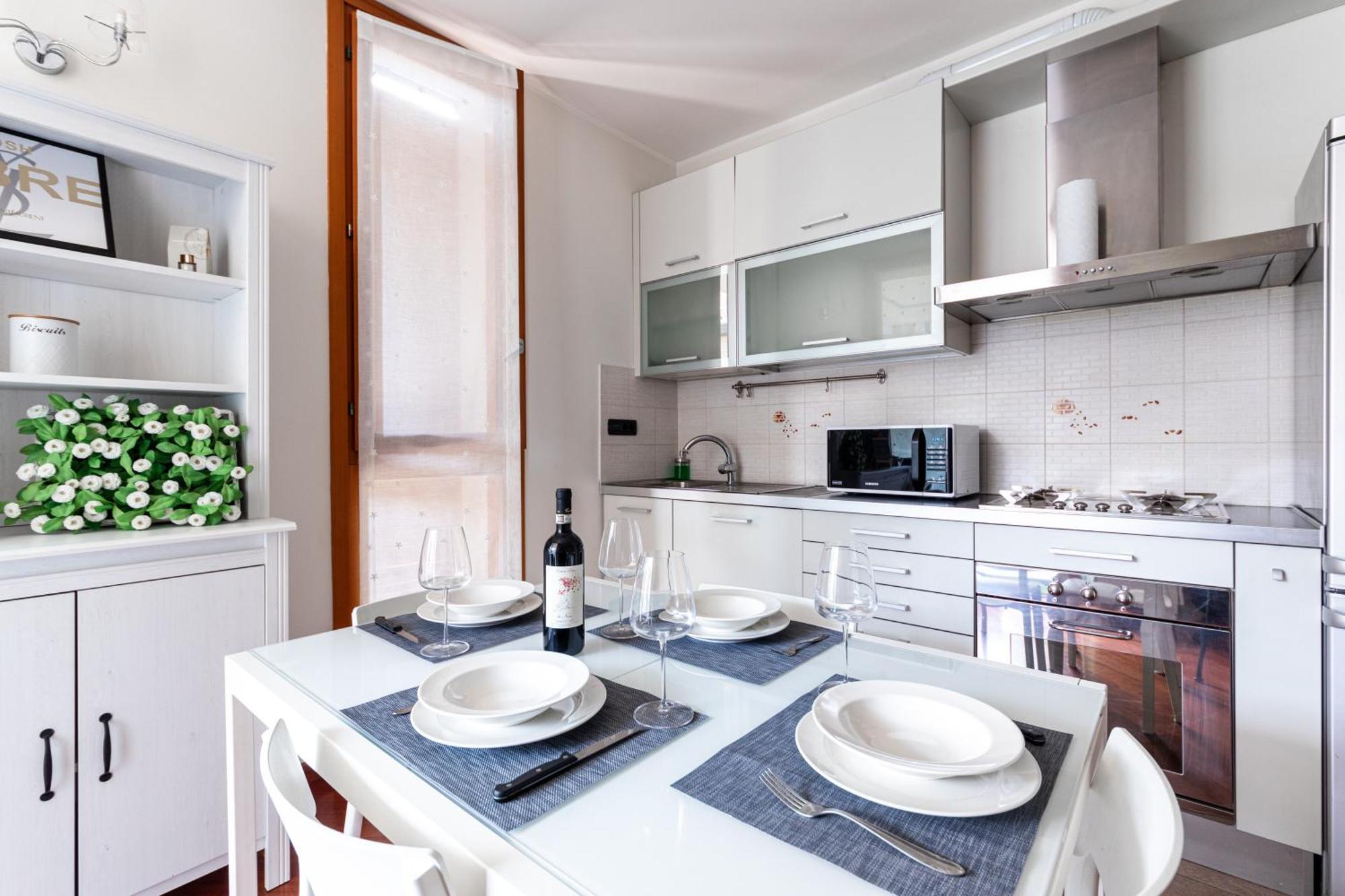 Appartamento Caterina A 5 Minuti Da Milano Fiere E San Siro Con Wifi-Netflix-Free Parking Exterior foto